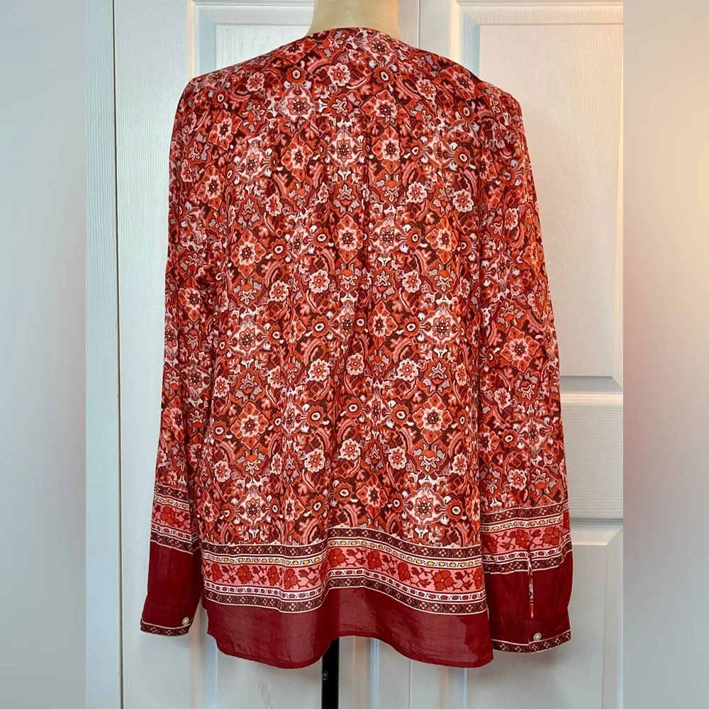 ANN TAYLOR LOFT Sz L The Softened Shirt Scarlet Bouquet
Softened Shirt Sheer - Picture 4 of 17